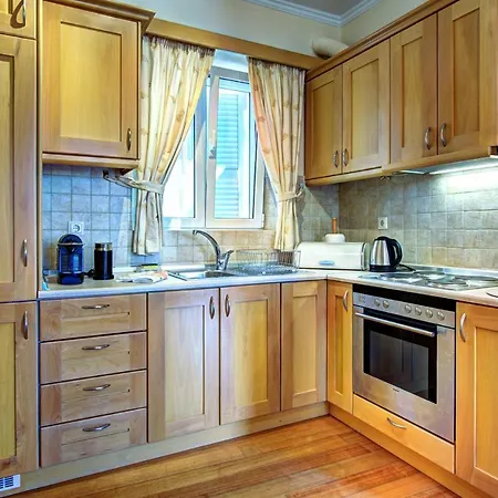 Corfu Ionian Light, Old Town